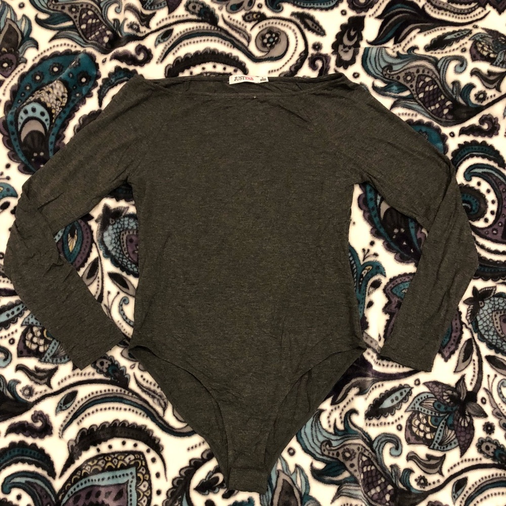 LAST CHANCE Off the shoulders body suit